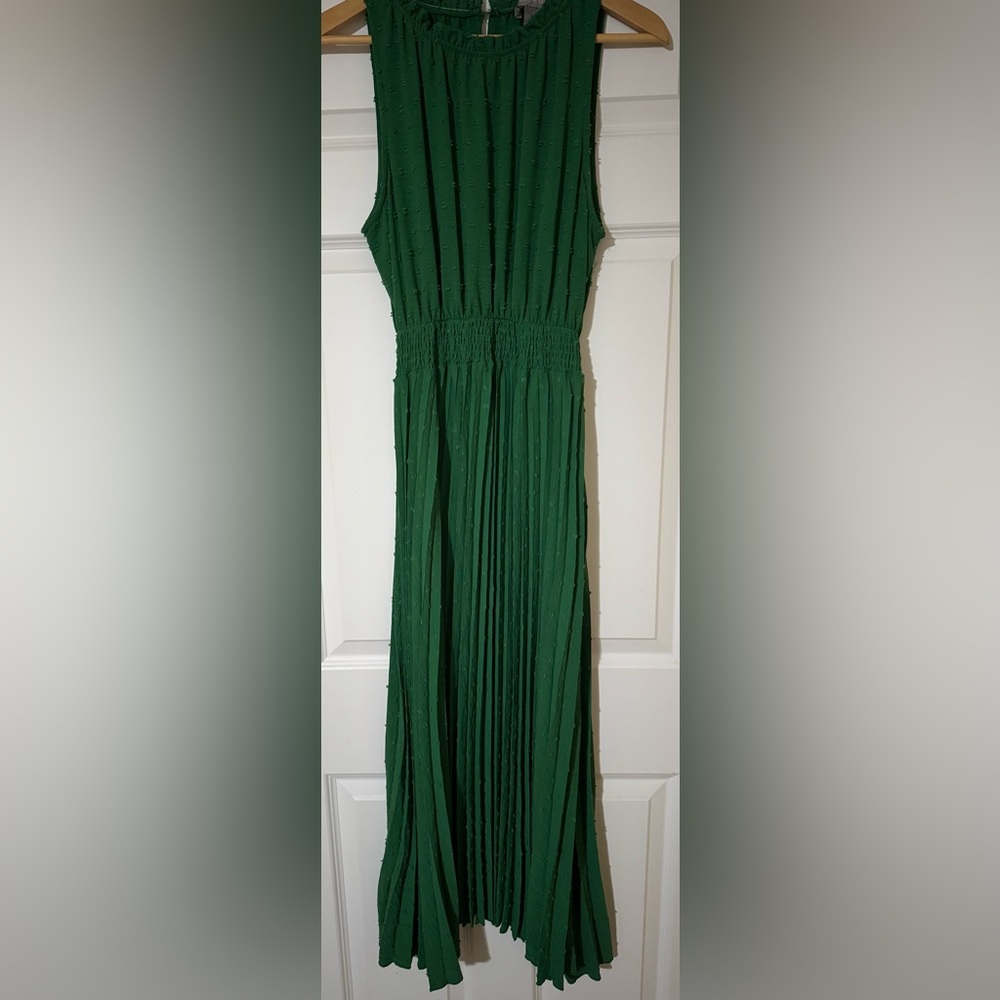 Chic Green Sleeveless Maxi Dress